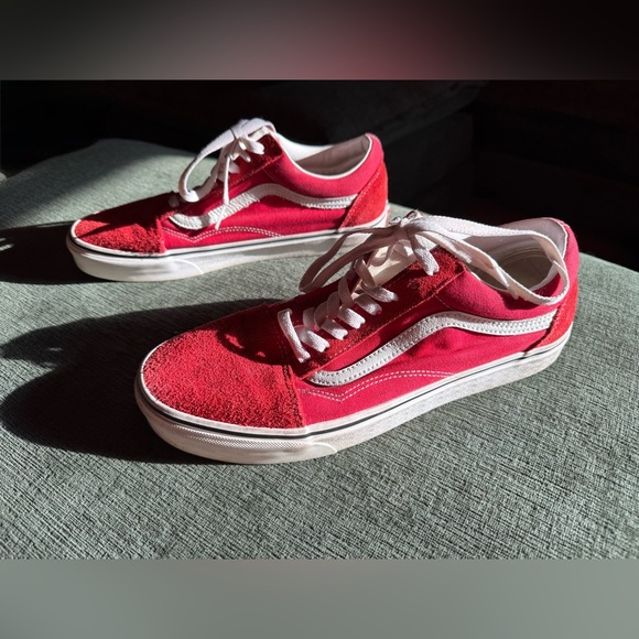 Vans Red and White Mens Shoes - Picture 3 of 6